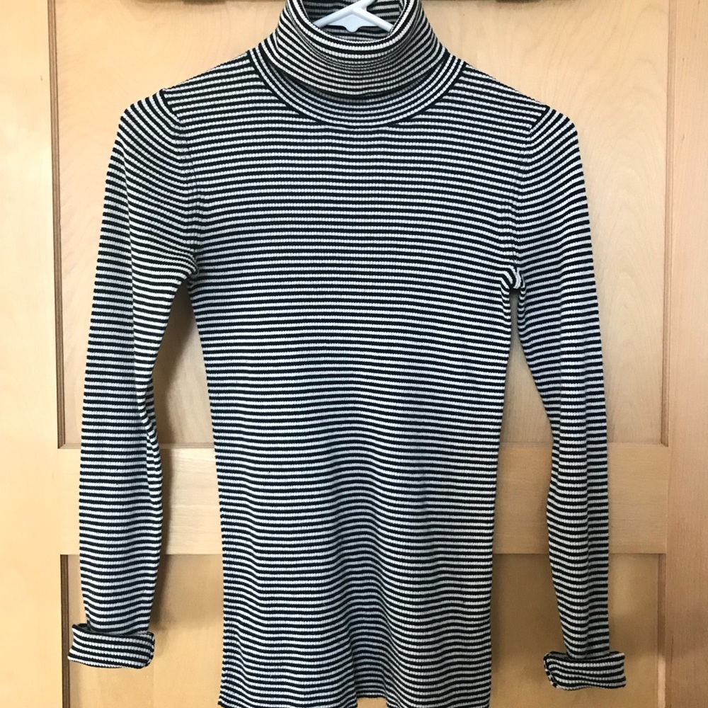 Banana Republic striped turtleneck